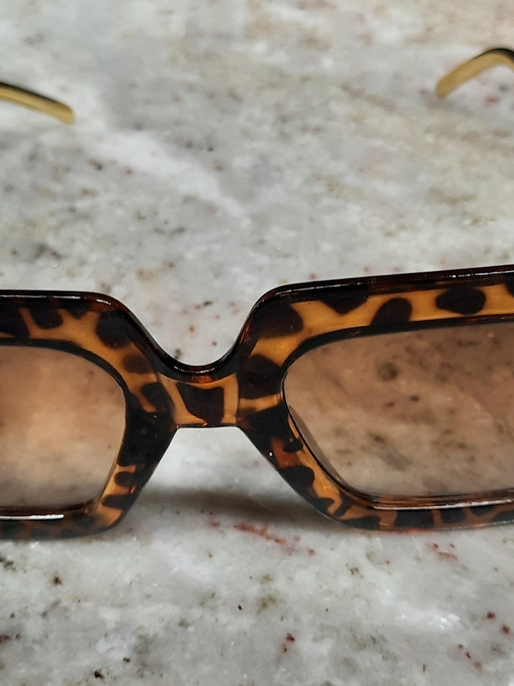 Tortoiseshell Rectangular Women's Sunglasses - Brown